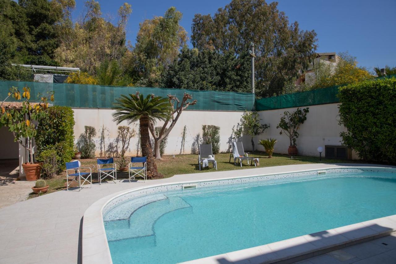 Villa Ravanica Marina di Ragusa Exterior foto